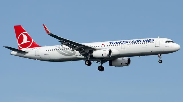 TC-JTF:Airbus A321:Turkish Airlines